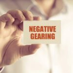 how does negative gearing work